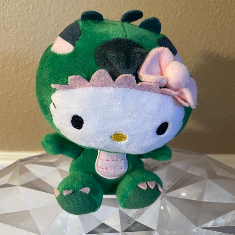Sanrio Hello Kitty Dragon Plush 6 inch